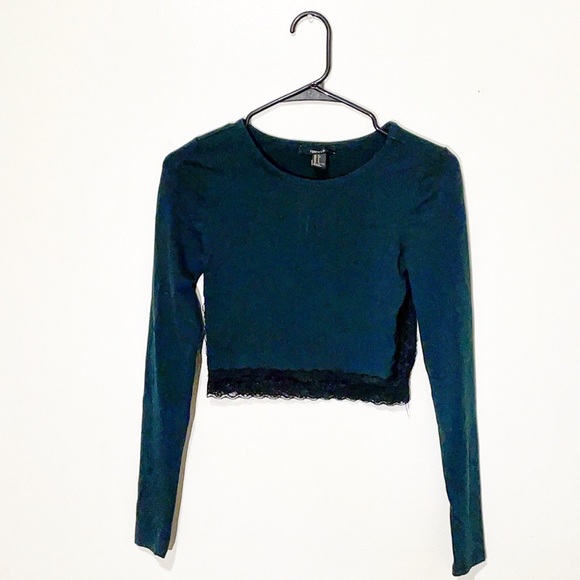 Forever 21 Tops - 🍒 •F21• Long Sleeve Lace Hunter Green Crop Top